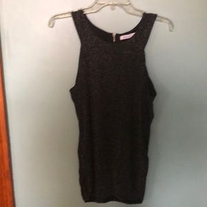 🌺Sleeveless Black /Silver Sparkle Top🌺